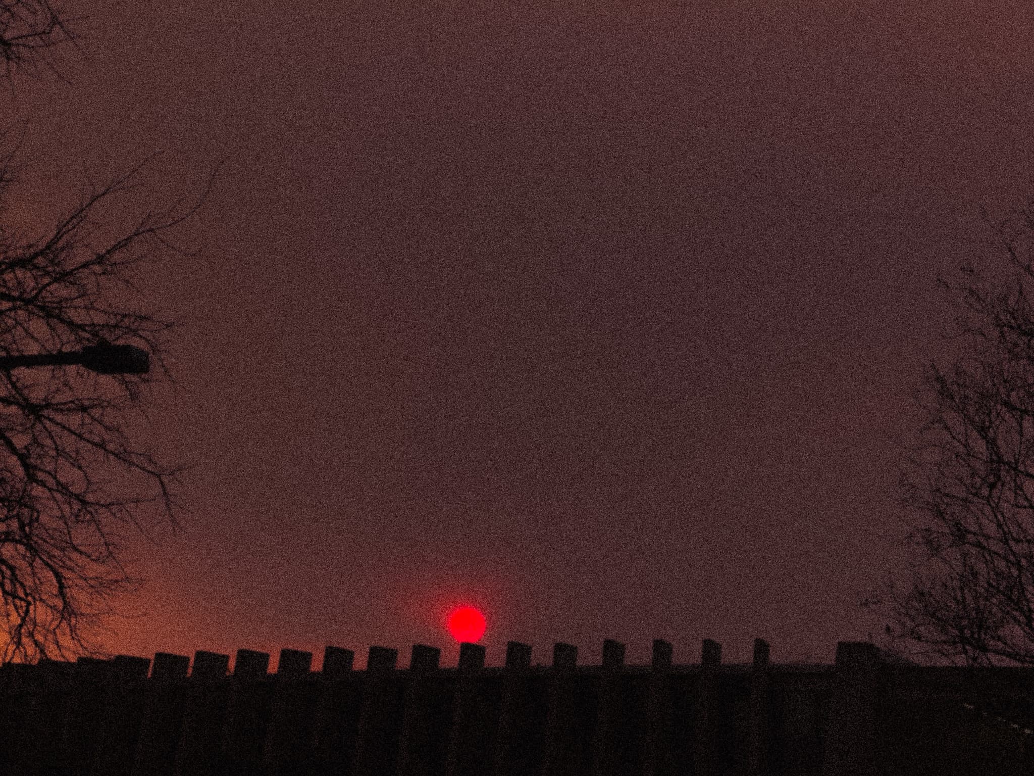THE SLOW BLOODRED SUNSET OF THE WEB AS WE KNEW IT